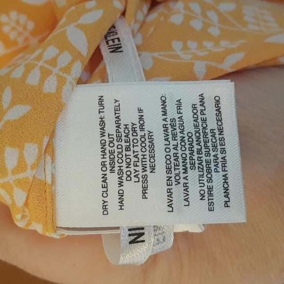 Yellow Anne Klein Shell / Tank - Picture 3 of 5